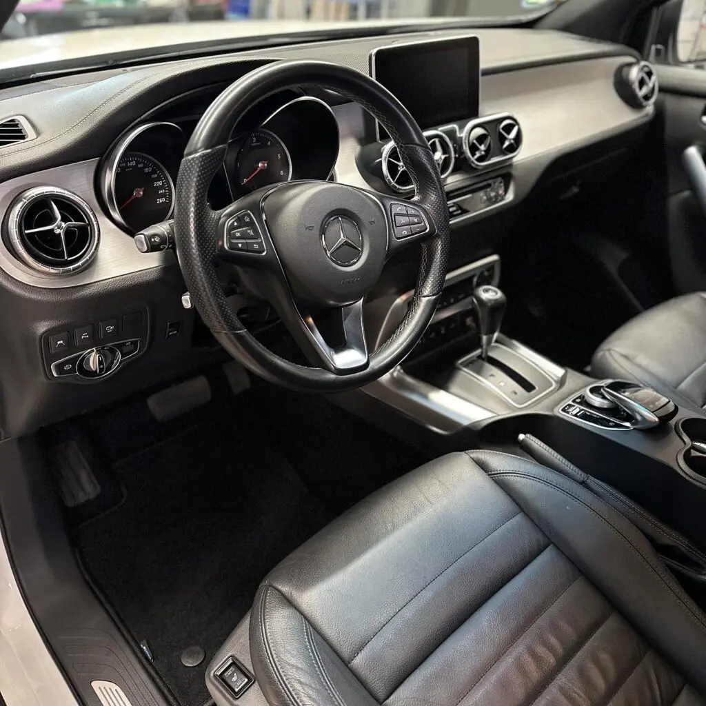 fahrzeugpflege & autoaufbereitung | 10 innenreinigung mercedes x350d